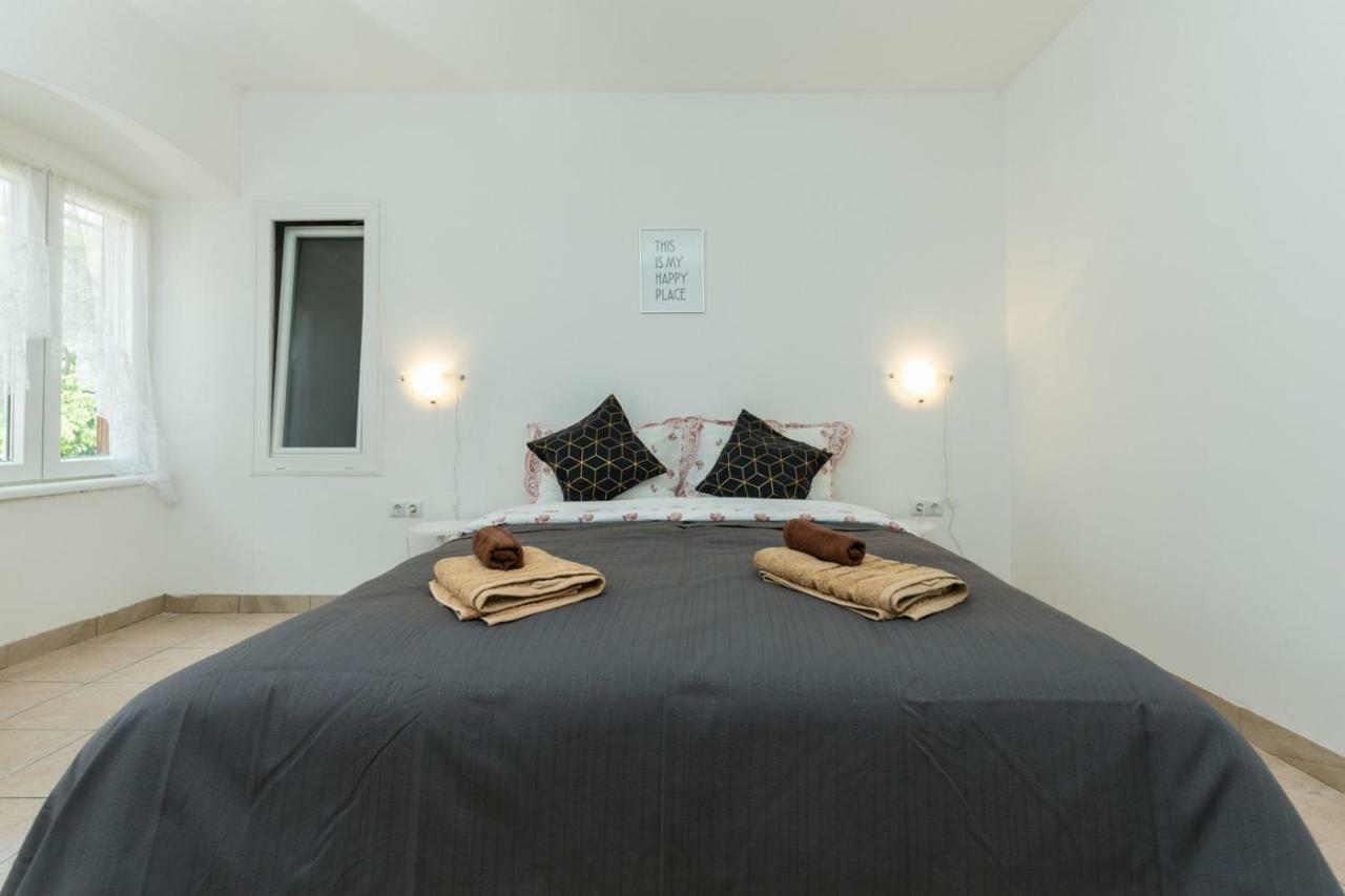 Apartment Kucera Rovinj Buitenkant foto